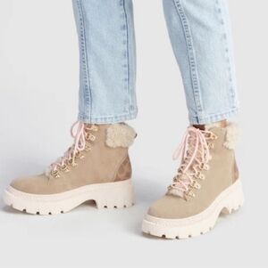 Coach Janel Boots Sz 10 B